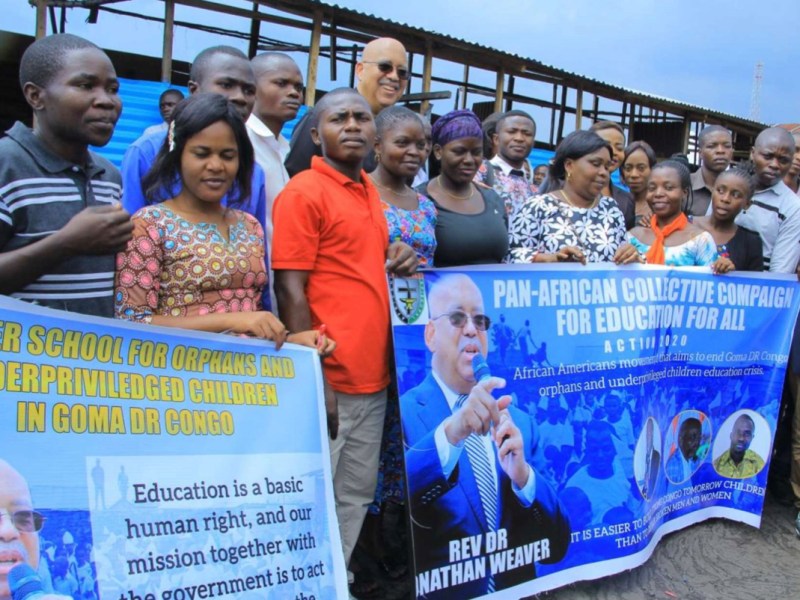 Rev. Jonathan Weaver (top center) with students from the Weaver School in Goma, Eastern Congo (Courtesy of Weaver School)